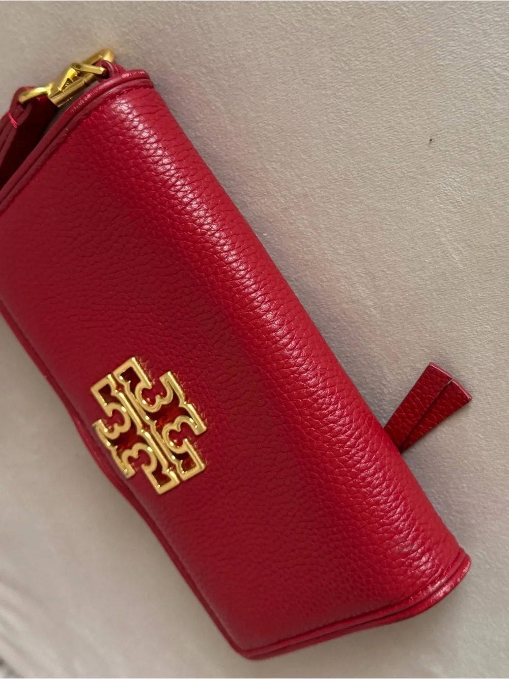 Tory Burch ❤️ Britten Red Leather Wallet
